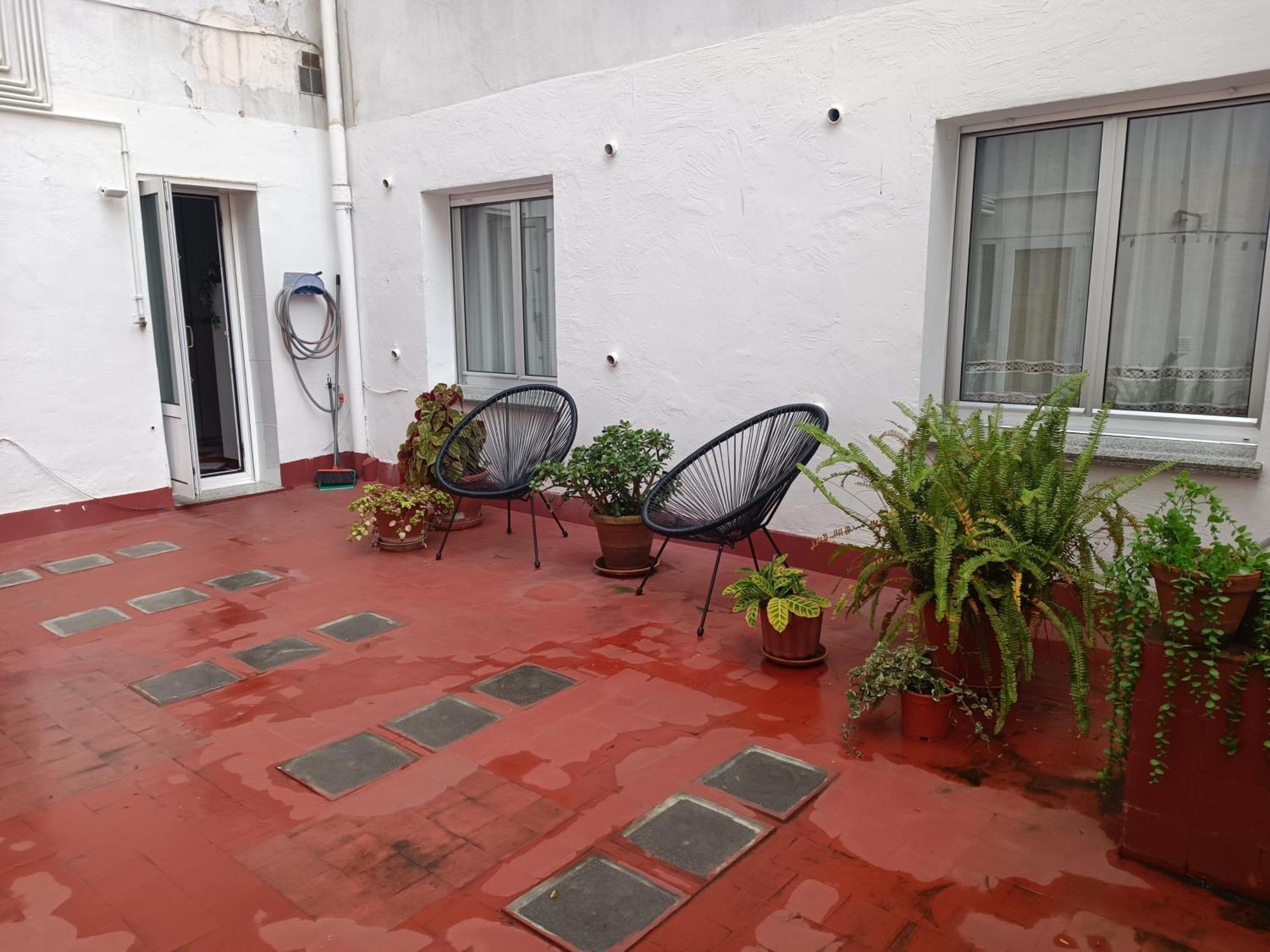 Como Una Casa De Campo En La Ciudad, Con Patio -parking Gratis Appartement *